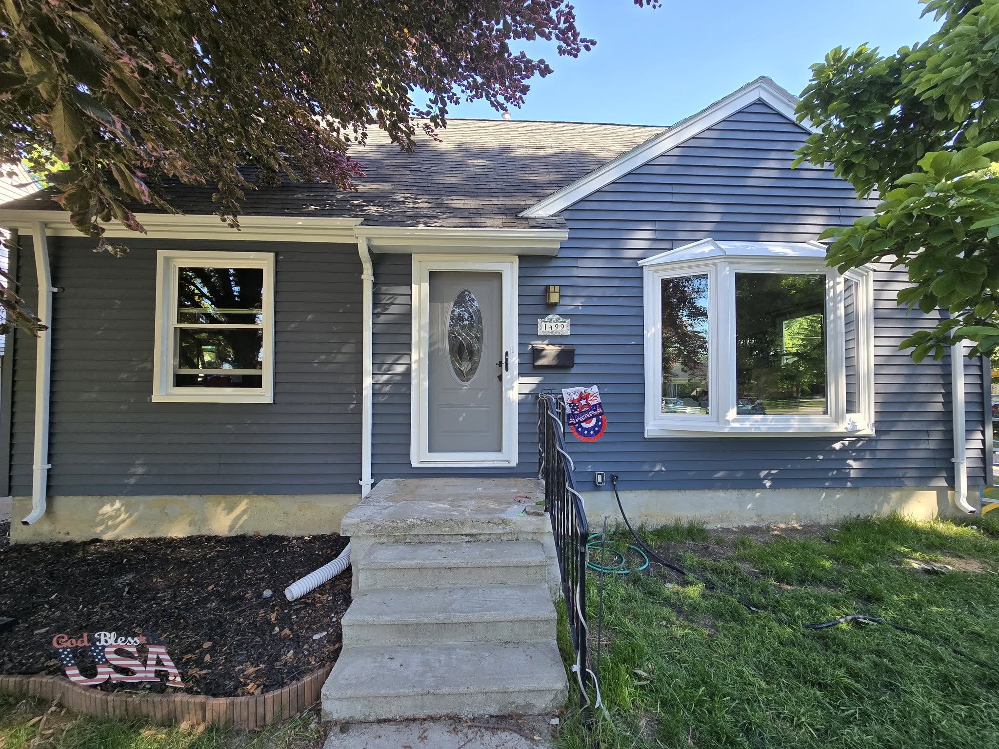 Modernized exterior trim execution